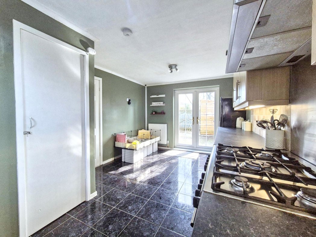 Property image 10 of 20