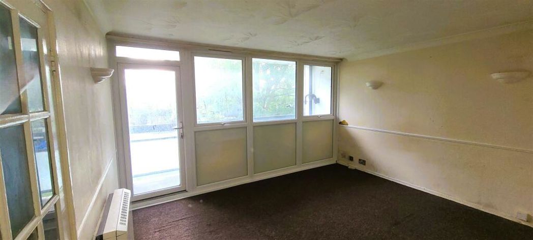 Property image 7 of 11