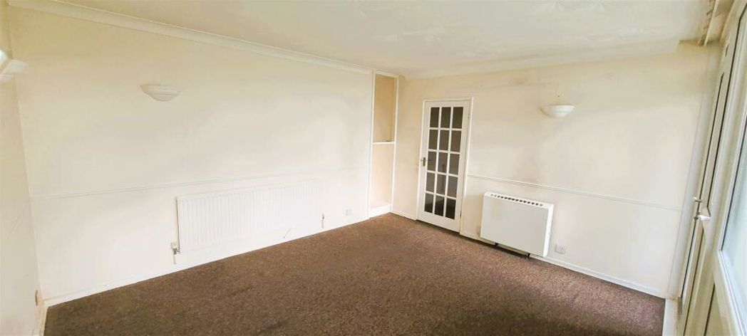 Property image 8 of 11