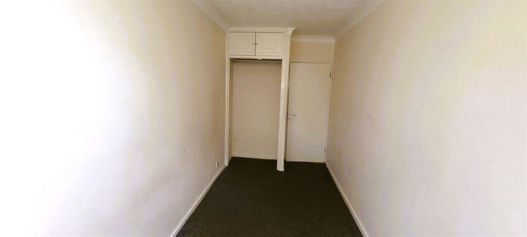 Property image 10 of 11
