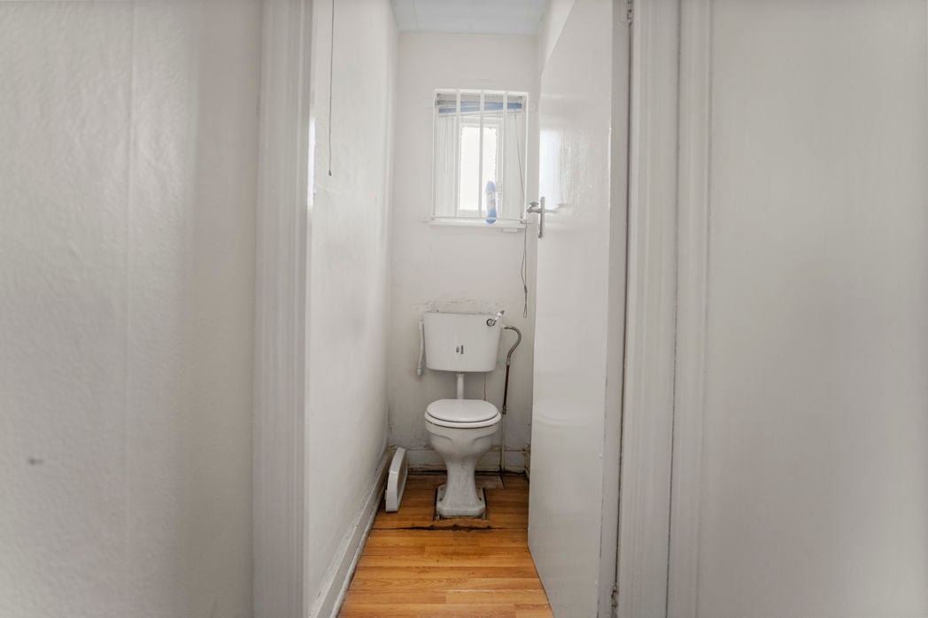 Property image 10 of 15