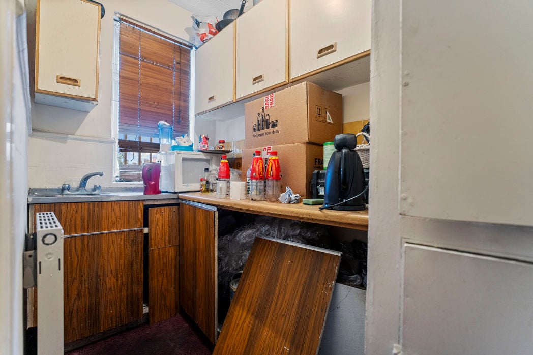 Property image 11 of 15