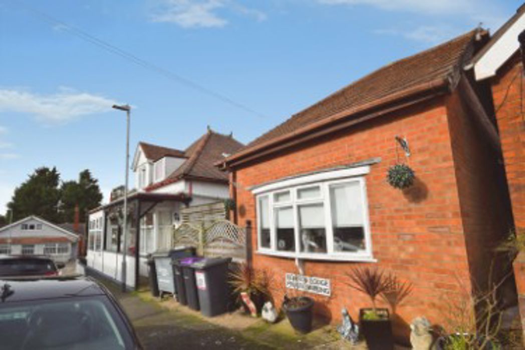 Beeston Lodge 103, Skegness, Lincolnshire, PE25 3EH