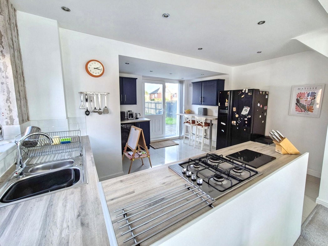 Property image 6 of 20