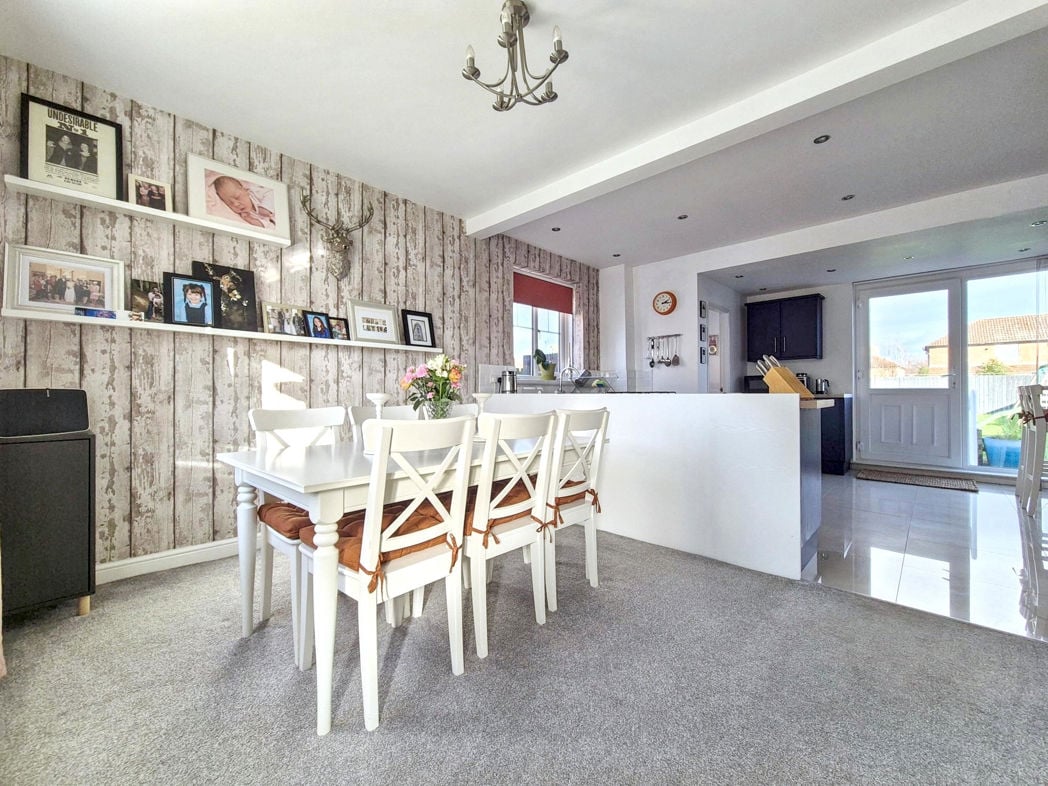 Property image 8 of 20