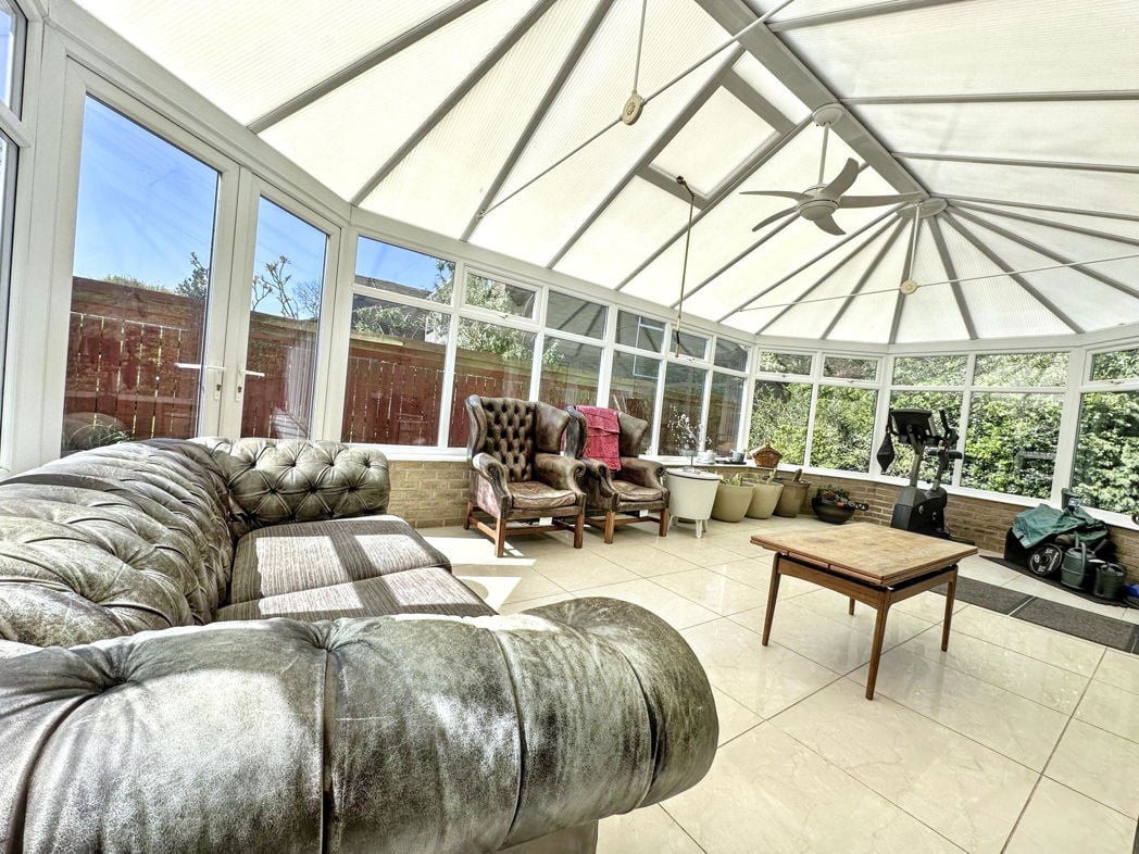 Property image 12 of 31
