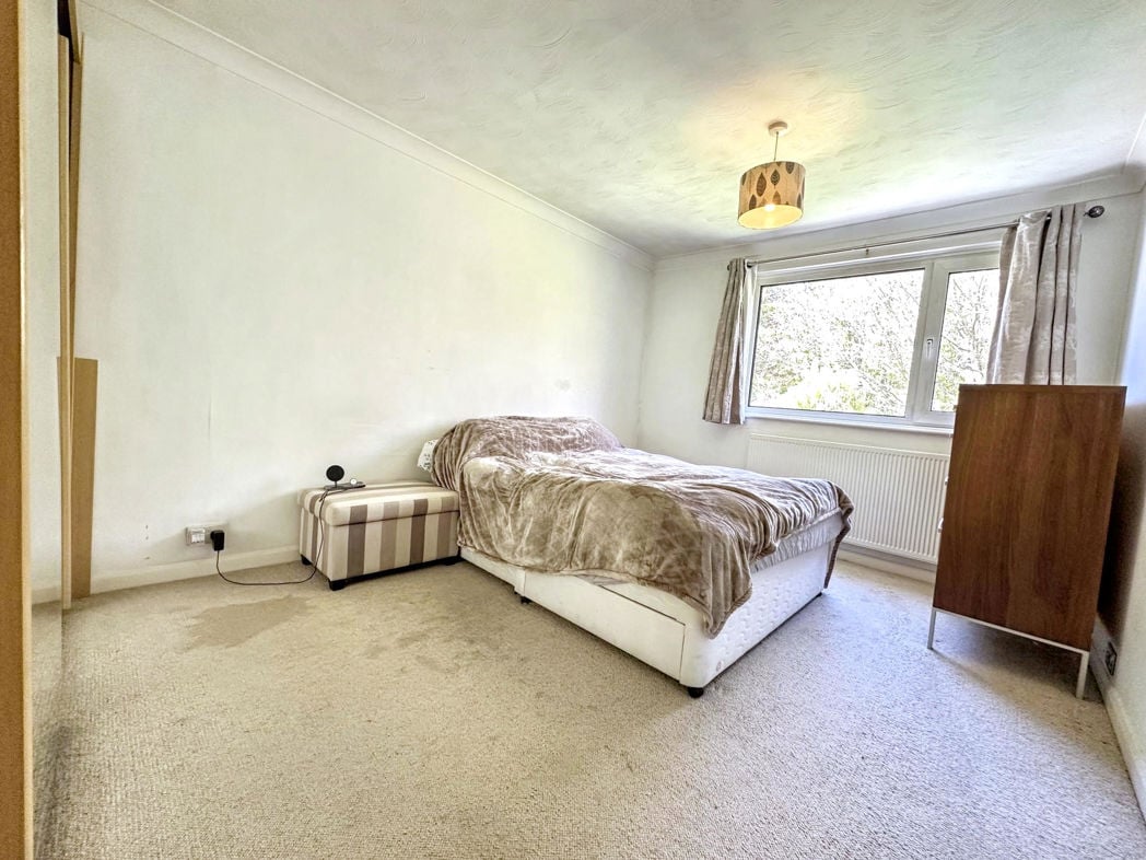 Property image 21 of 31