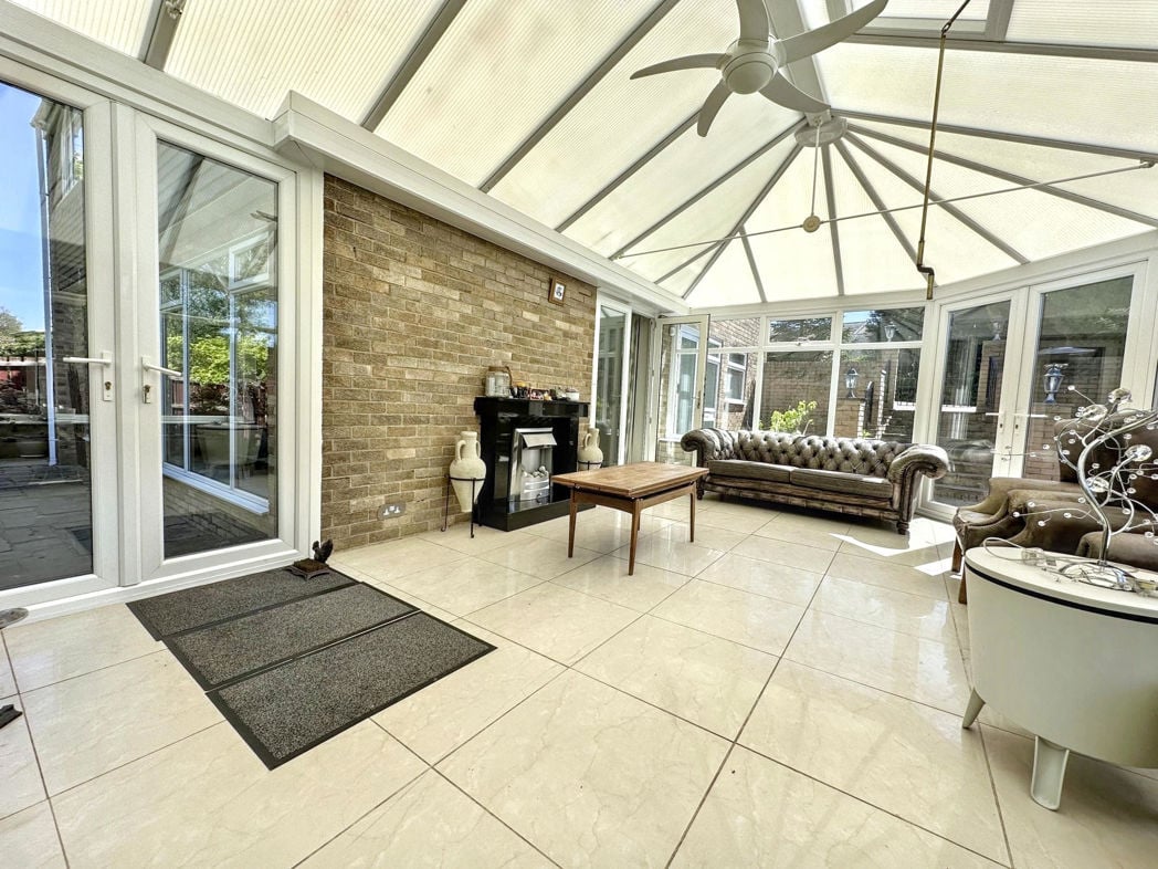 Property image 14 of 31