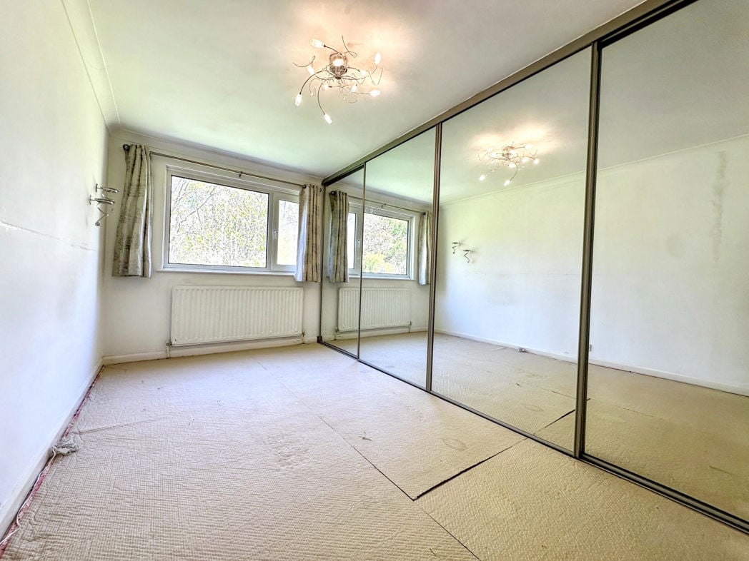 Property image 19 of 31