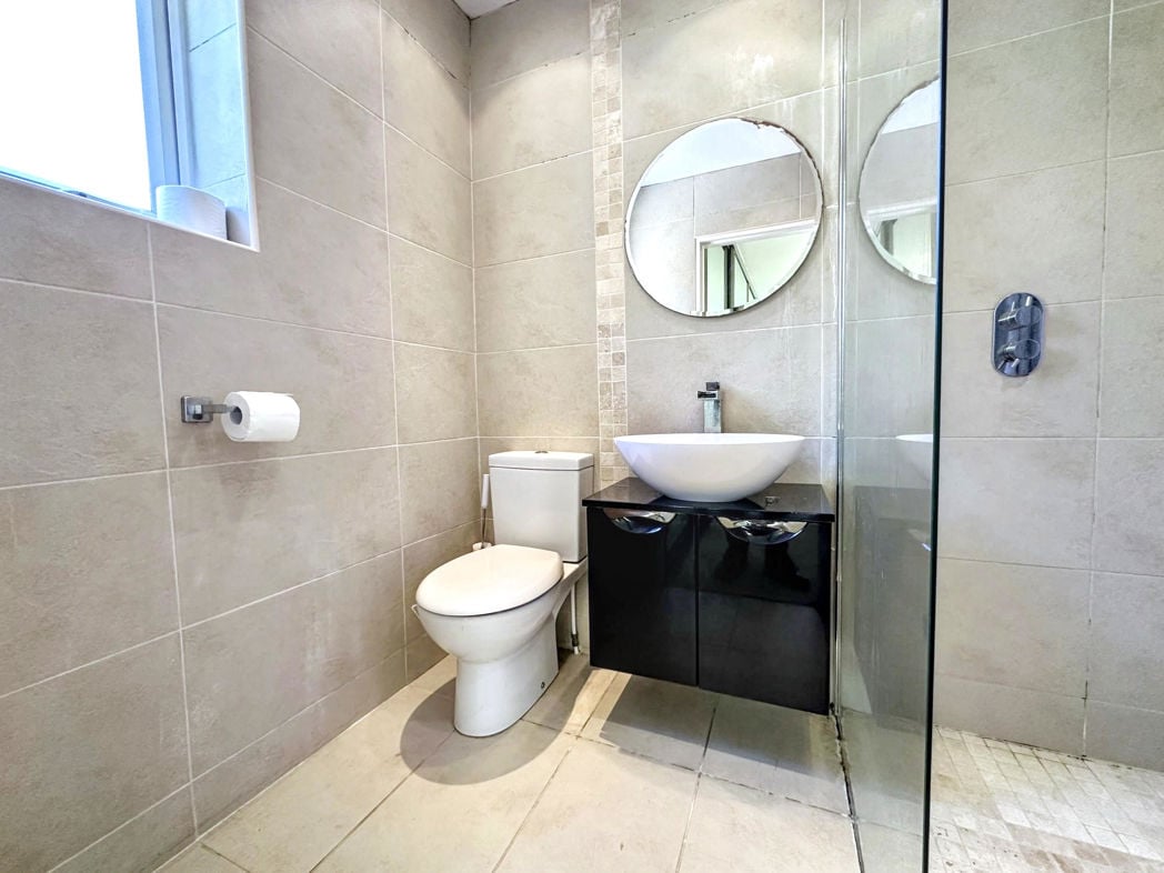 Property image 20 of 31