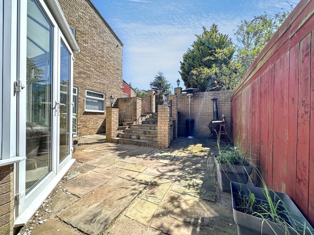 Property image 27 of 31