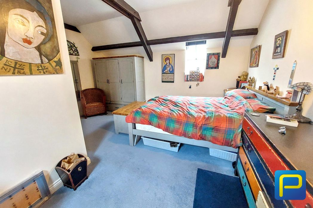Property image 12 of 24