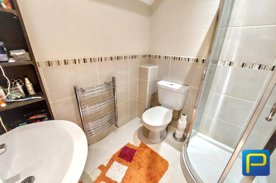 Property image 14 of 24