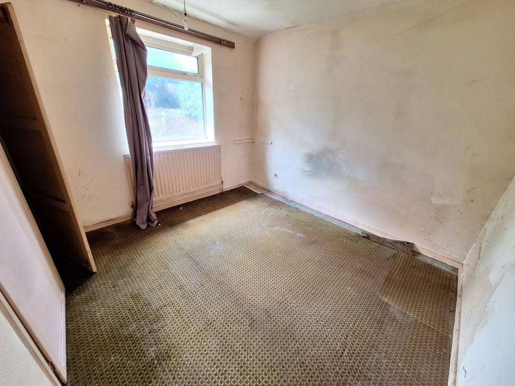 Property image 6 of 9