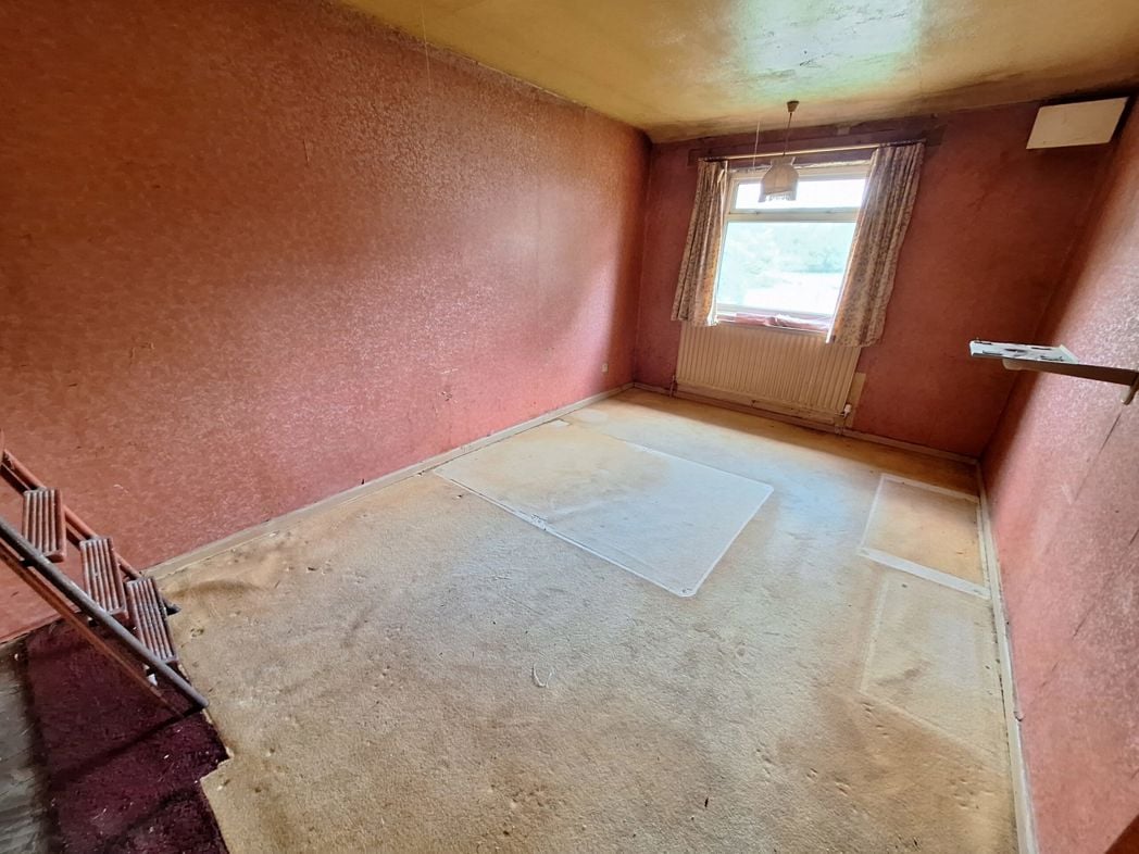 Property image 7 of 9