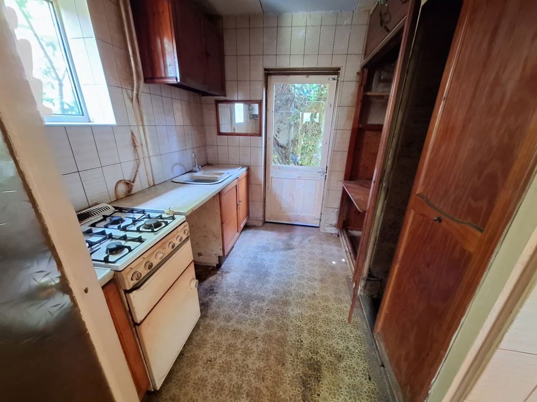 Property image 3 of 9
