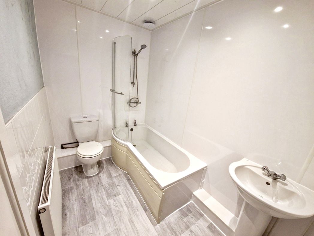 Property image 5 of 7