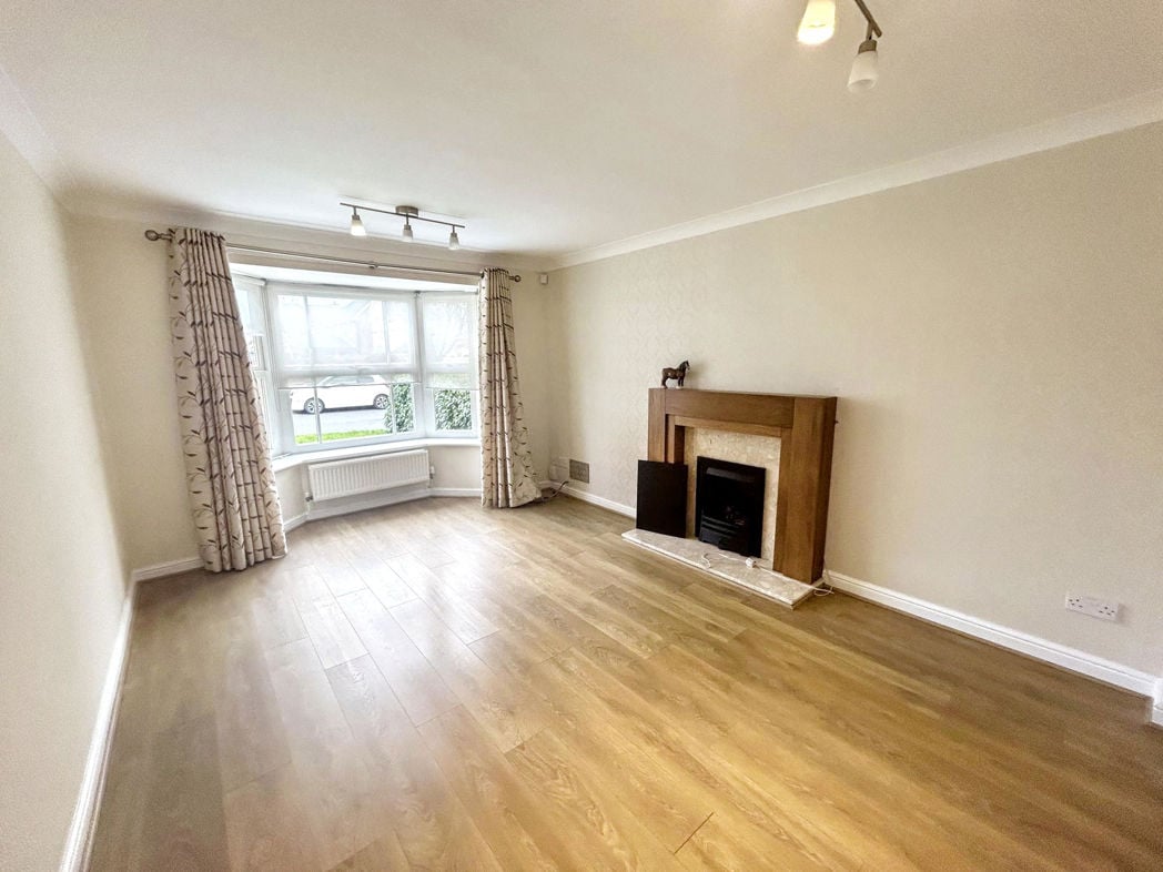 Property image 2 of 13