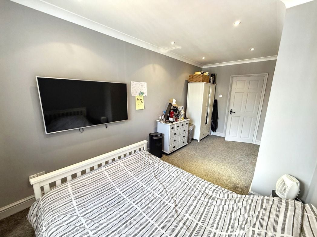 Property image 15 of 20