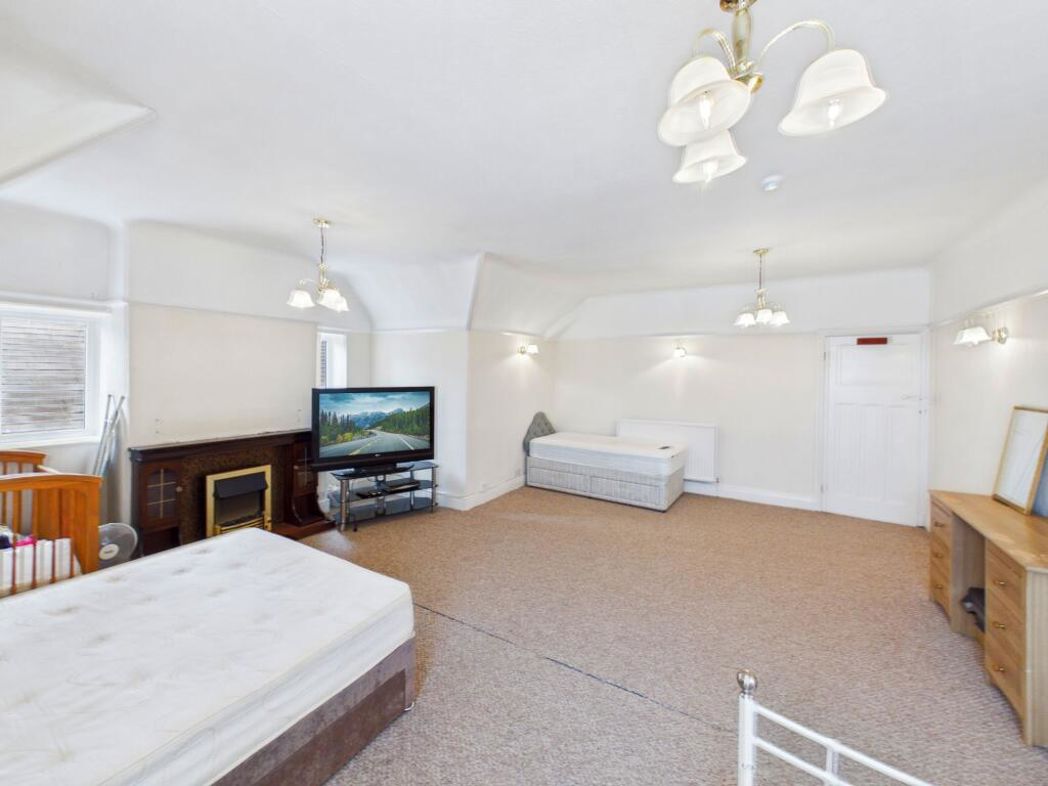Property image 15 of 20