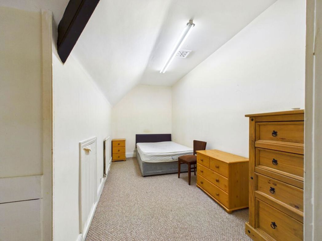 Property image 16 of 20