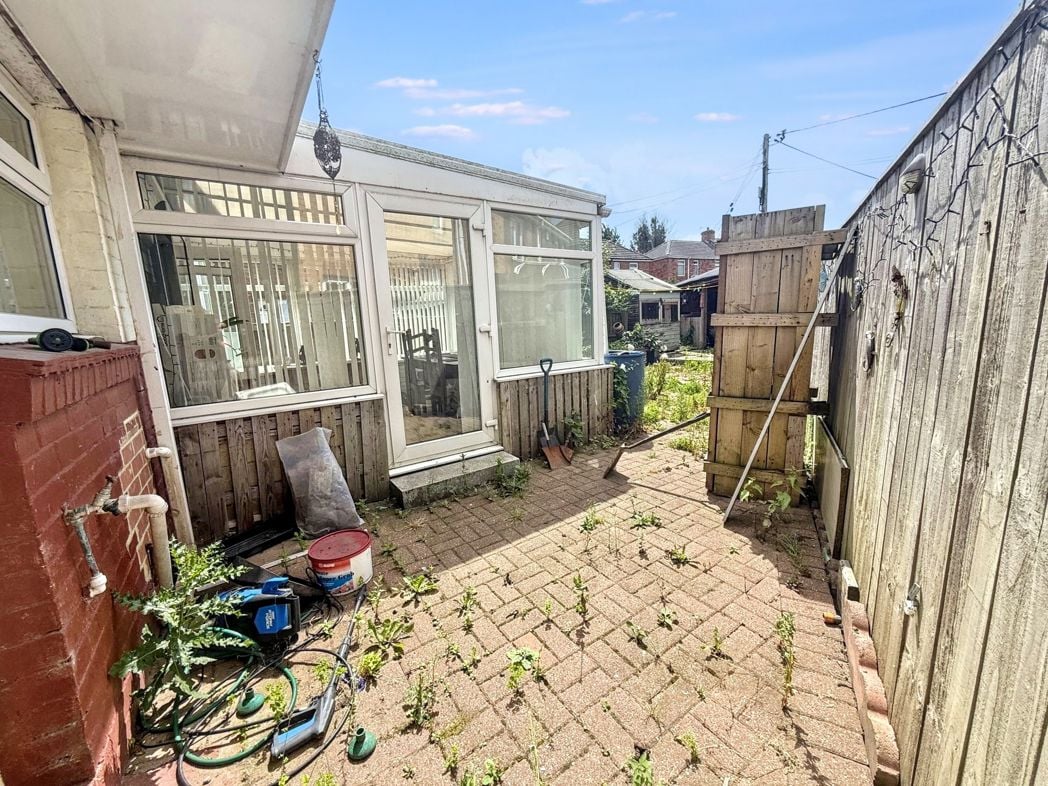 Property image 10 of 15