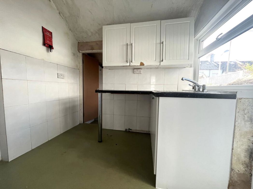 Property image 3 of 7