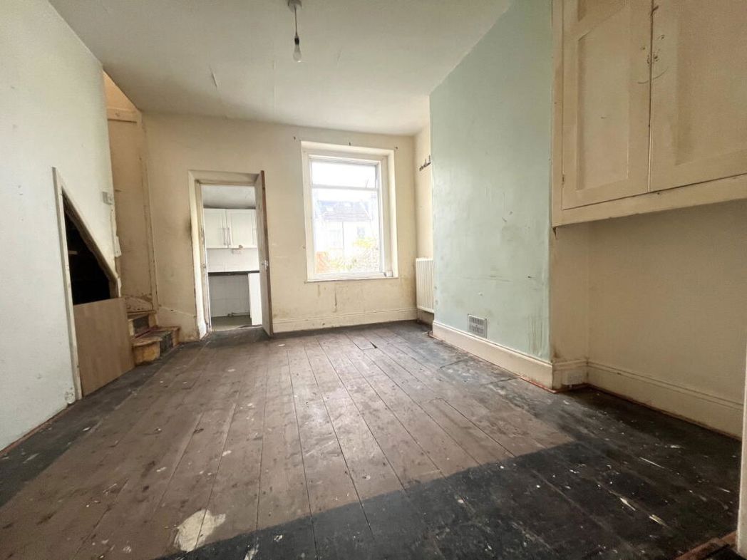 Property image 4 of 7