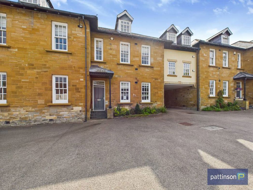 Property image 11 of 12