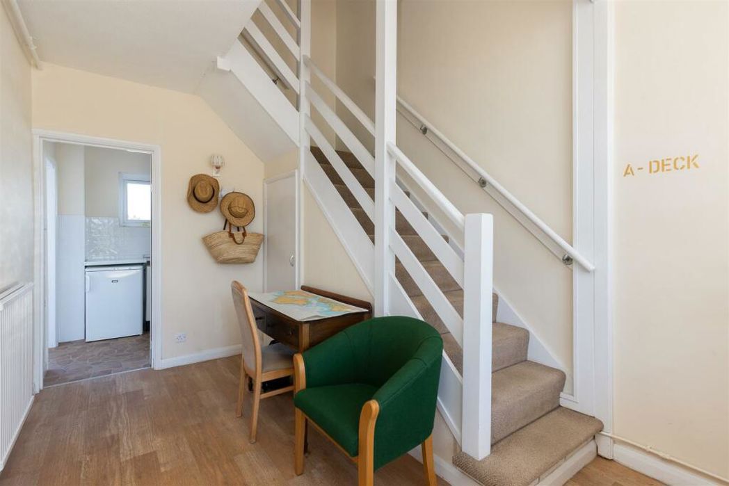 Property image 7 of 34