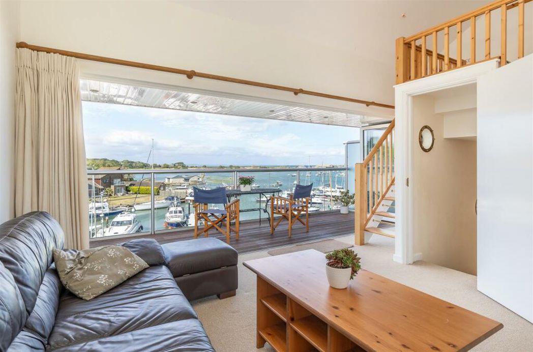 Property image 3 of 34