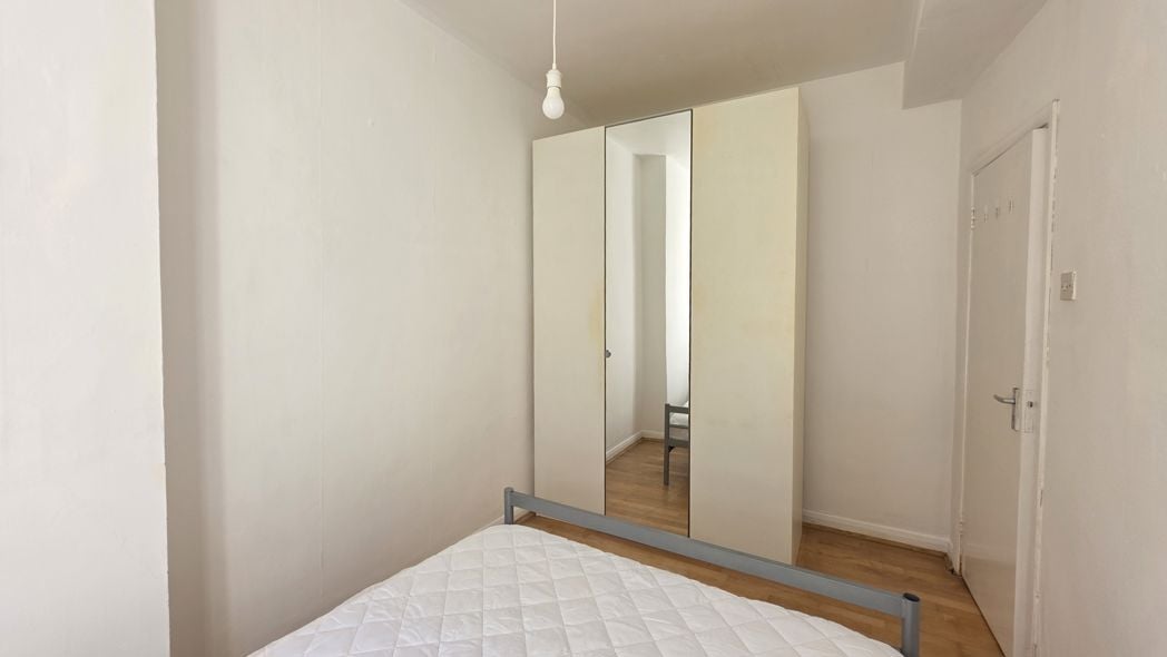 Flat 56 Enfield Cloisters, London, N1 6LD