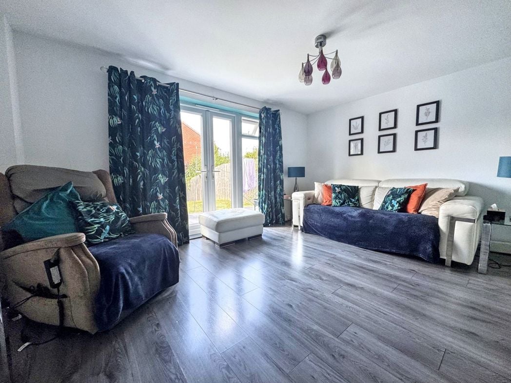 Property image 5 of 26