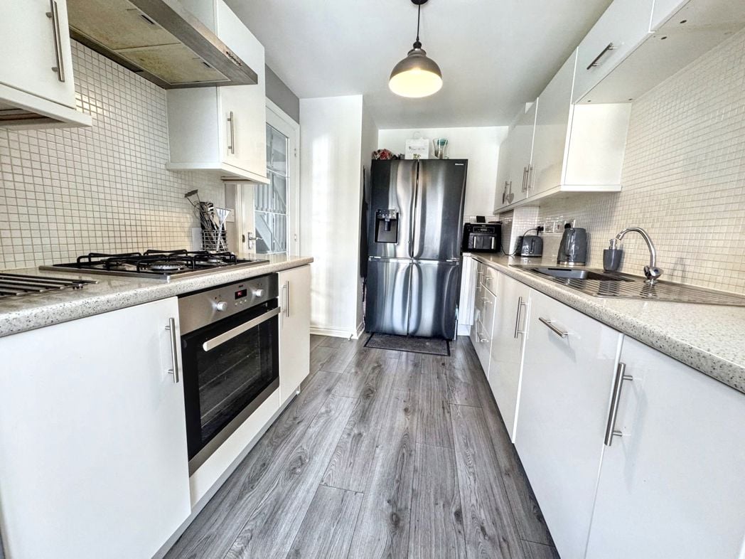 Property image 8 of 26