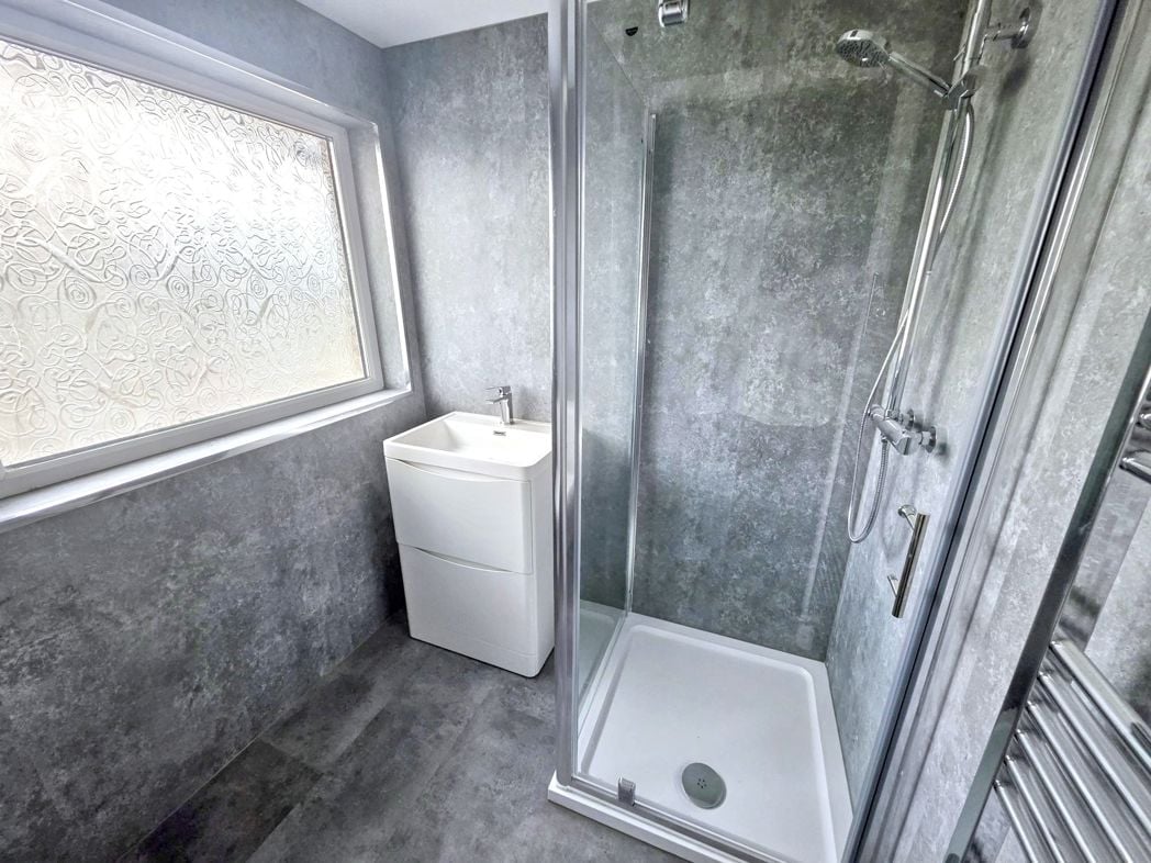Property image 10 of 11