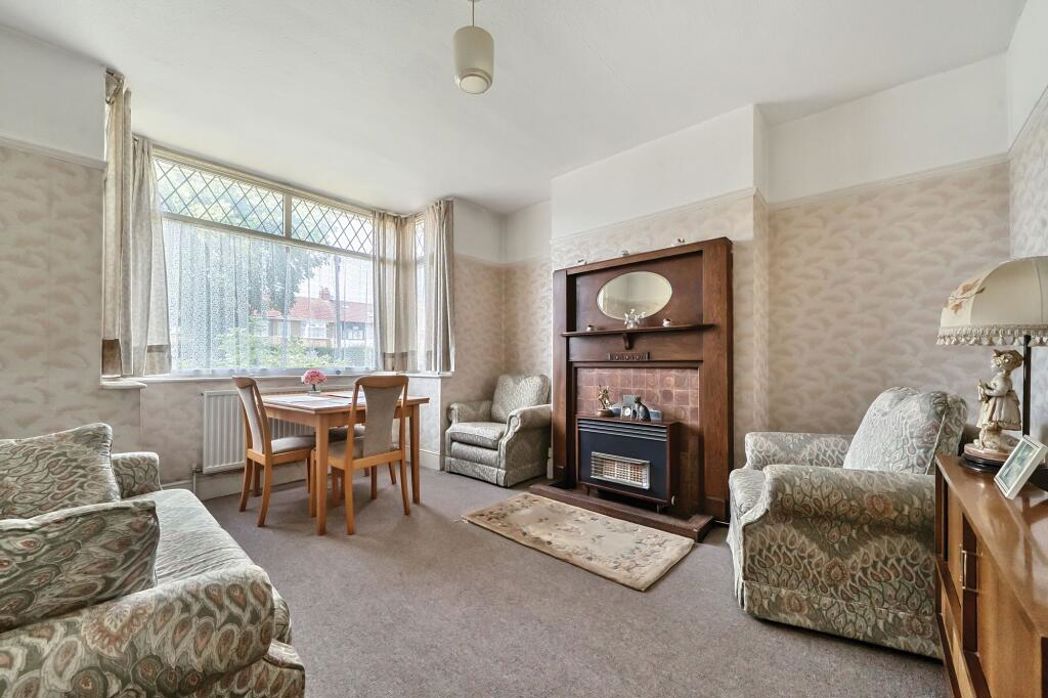 Property image 2 of 20