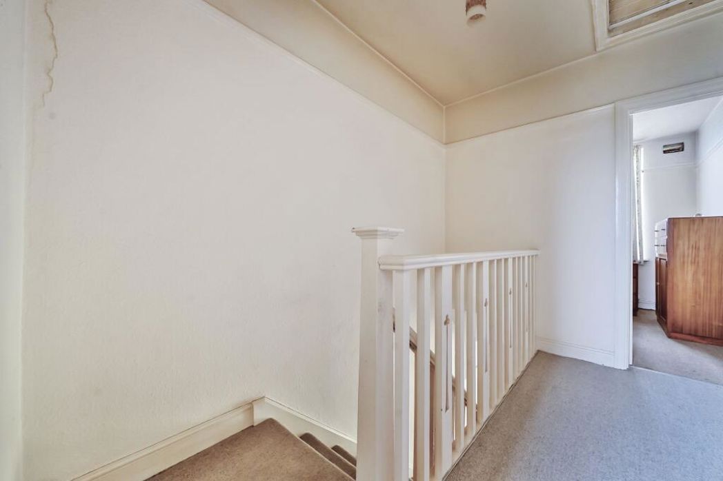Property image 9 of 20