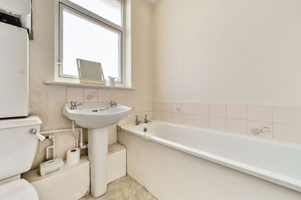 Property image 13 of 20