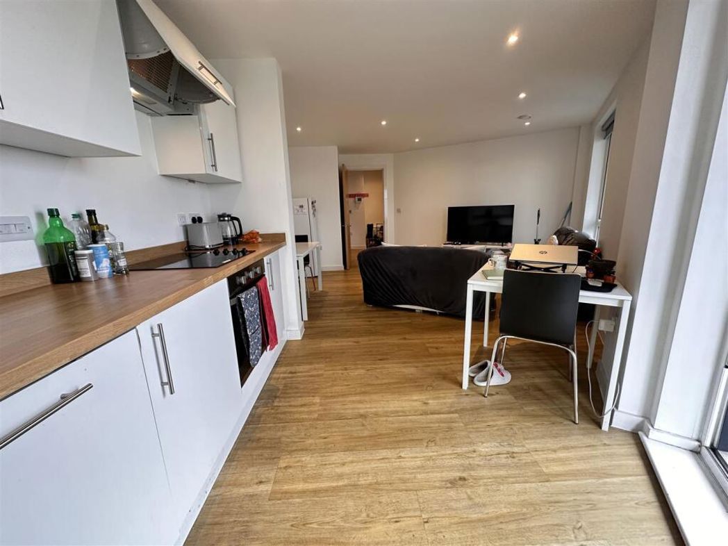 Property image 6 of 15