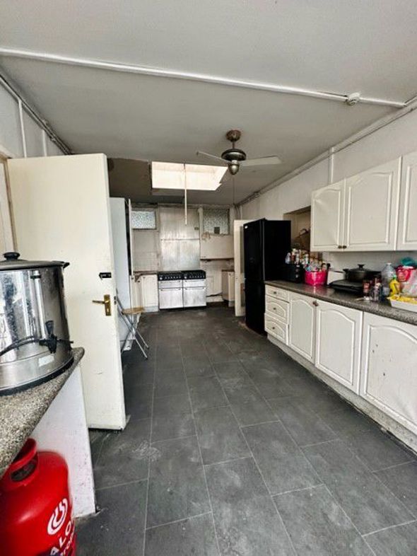 Property image 16 of 55