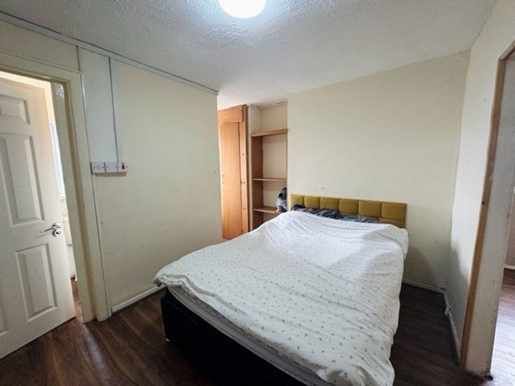 Property image 17 of 55