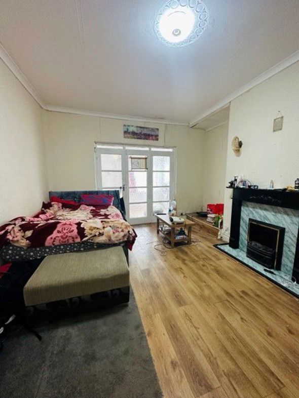Property image 21 of 55