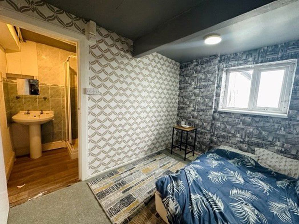 Property image 35 of 55