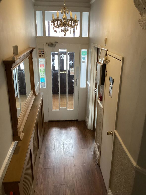 Property image 4 of 24