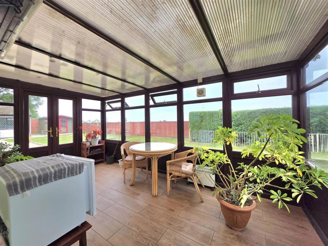 Property image 10 of 33
