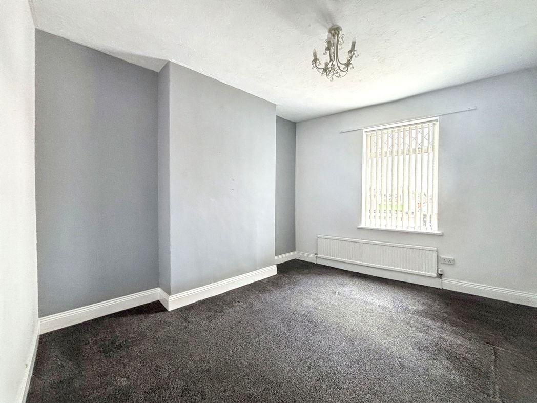 Property image 9 of 13