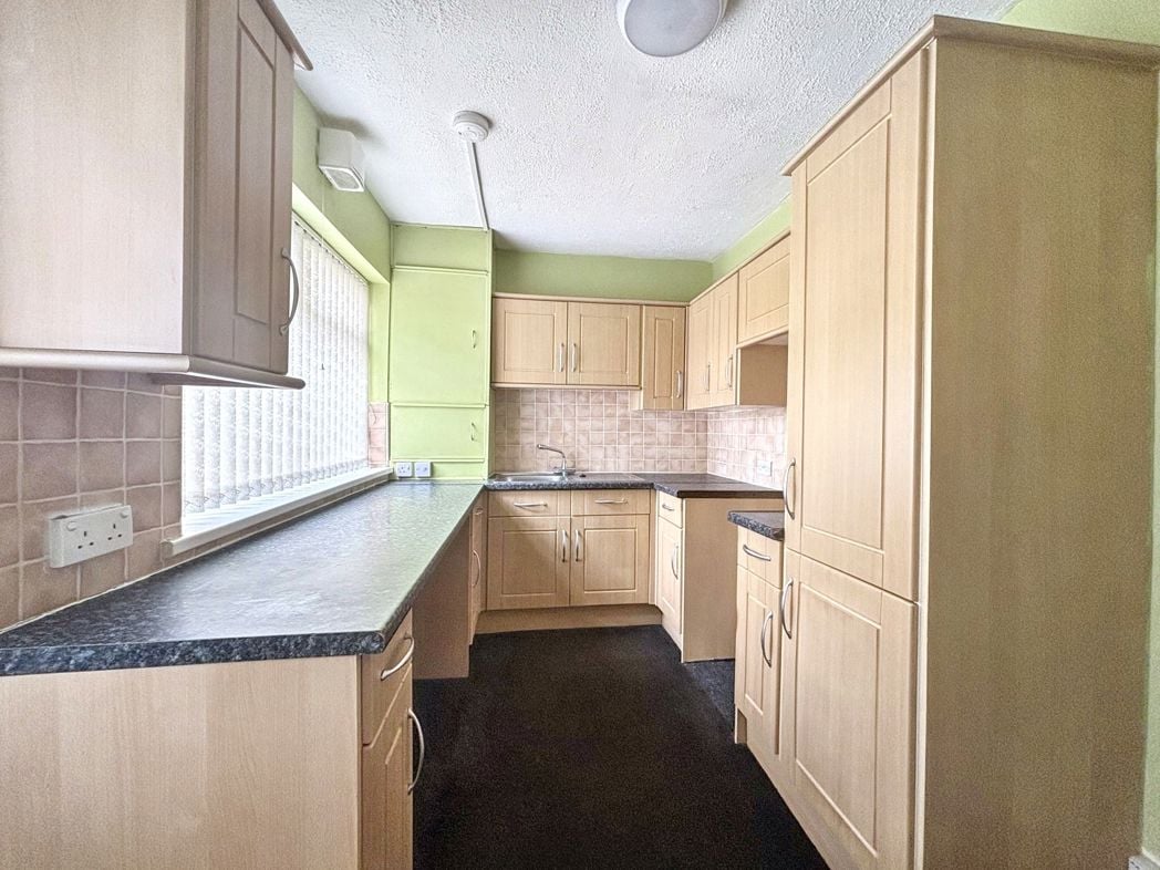 Property image 3 of 13