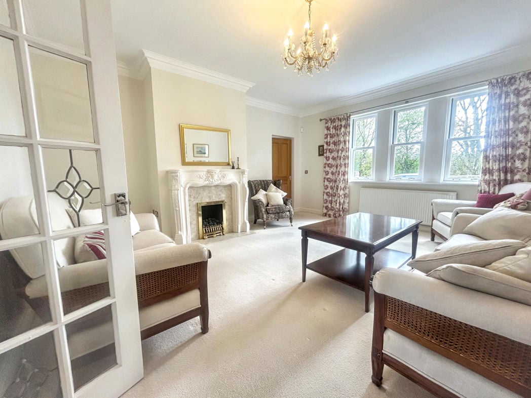 Property image 3 of 23