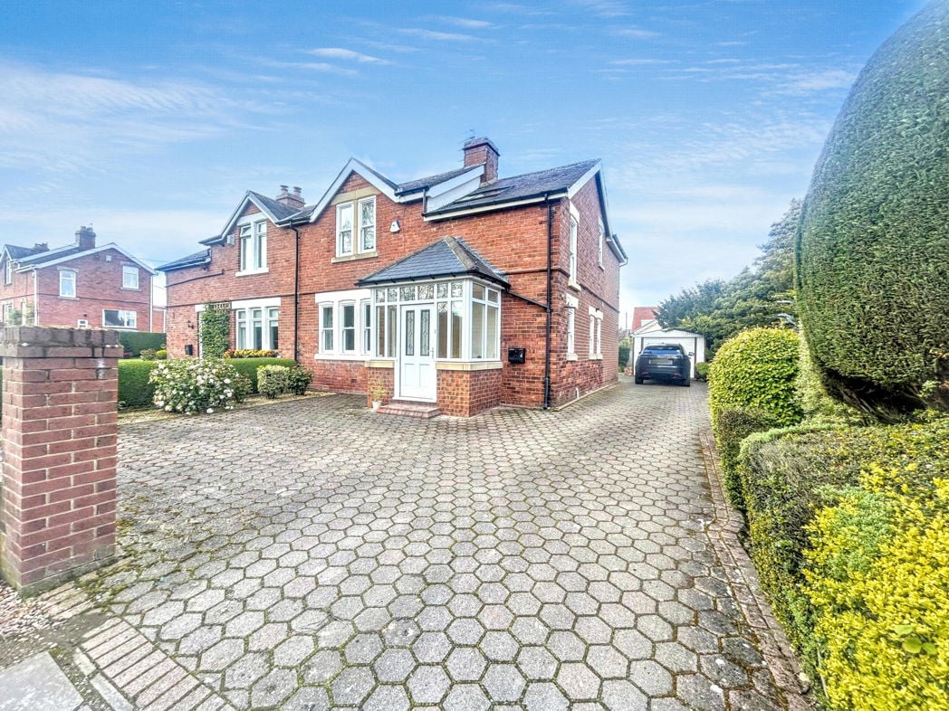 Property image 1 of 23