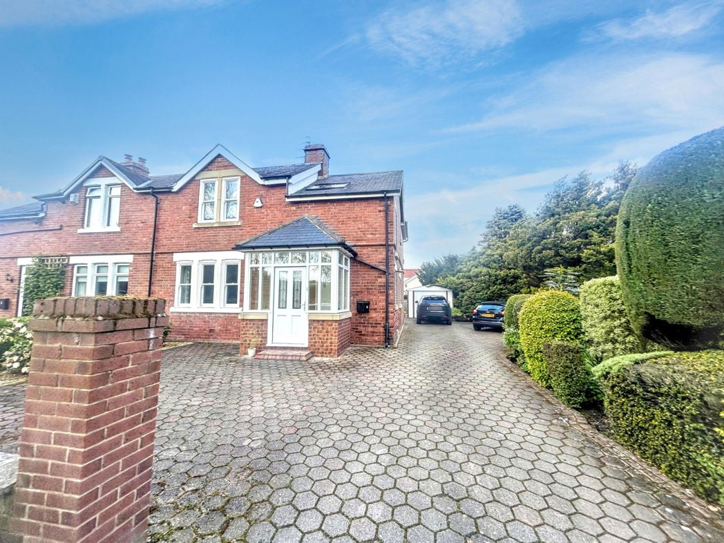 Property image 17 of 23
